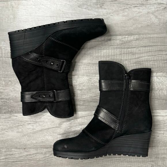 Earth Knoll Wedge Boots Black Suede Buckles Goth Dark Academia Size 7 1/2 - Picture 3 of 7